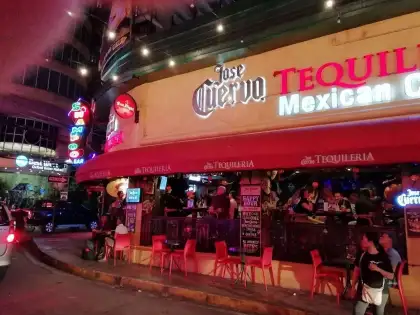 Tequila 酒吧外观